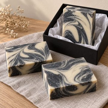 Savon n° 34 : Le marbré noir et blanc